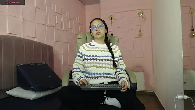 katalina07 1 online show from July 9, 2026, 6:34 pm