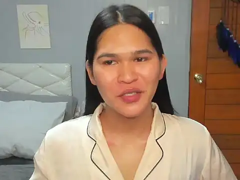 AlianaBlair online show from September 24, 2025, 1:47 pm