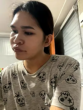 AlianaBlair online show from November 28, 2025, 1:30 am