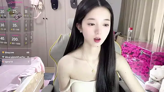 Snapshot of OiOi-666 chatting on February 7, 2026, 1:53 am OiOi-666 online show from February 7, 2026, 1:53 am