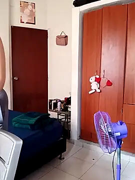 saenz eymi online show from March 27, 2026, 5:01 pm