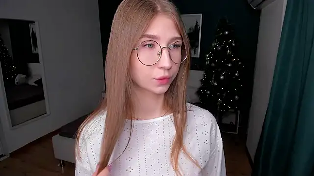 Snapshot of EditaBand chatting on January 15, 2026, 7:06 pm EditaBand online show from January 15, 2026, 7:06 pm