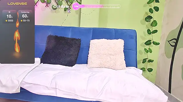 Snapshot of Karen_Ariass chatting on December 18, 2025, 1:39 pm Karen Ariass online show from December 18, 2025, 1:39 pm