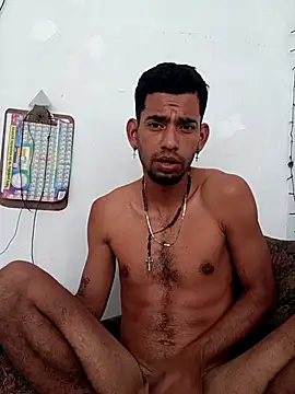 Negritohot2828 online show from January 19, 2026, 1:37 pm