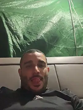 Diablo Negro   online show from December 14, 2025, 7:58 am