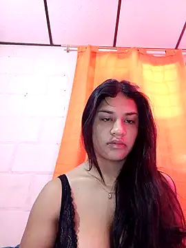 sofi zzz online show from November 18, 2025, 5:06 pm