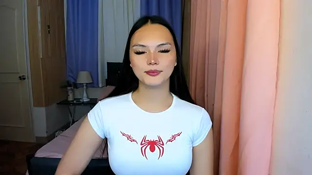 ameliamaureen online show from July 4, 2026, 4:07 am