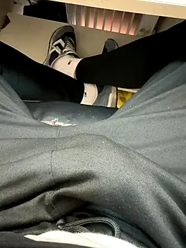 Snapshot of Ersin_meral chatting on September 9, 2025, 6:13 am Ersin meral online show from September 9, 2025, 6:13 am