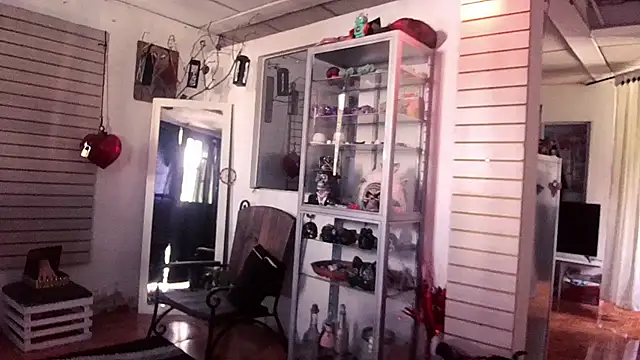 Snapshot of xinamora chatting on October 22, 2025, 2:50 pm xinamora online show from October 22, 2025, 2:50 pm