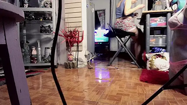 Snapshot of xinamora chatting on October 27, 2025, 4:05 am xinamora online show from October 27, 2025, 4:05 am