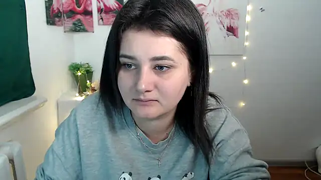 Katrin kiss  online show from September 24, 2025, 11:24 am