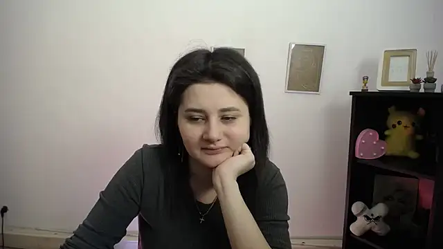 Katrin kiss  online show from March 12, 2026, 1:28 pm