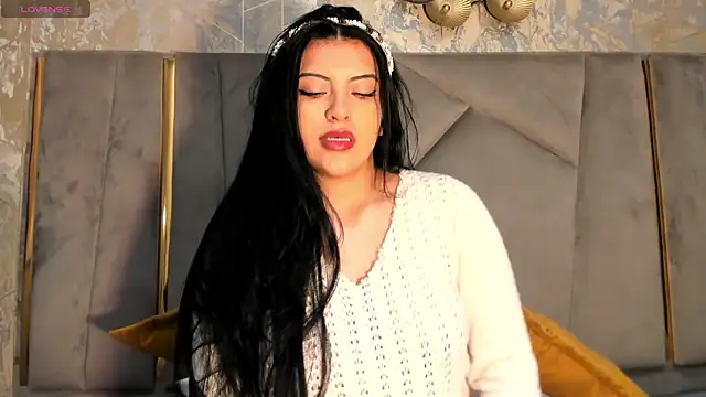 GiaBlaze  online show from November 15, 2025, 3:26 am