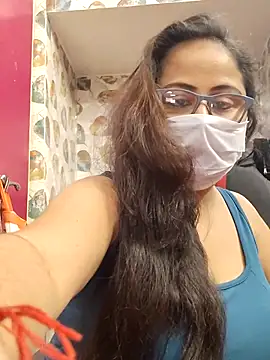 Snapshot of nisha_1110 chatting on January 14, 2026, 3:17 pm nisha 1110 online show from January 14, 2026, 3:17 pm