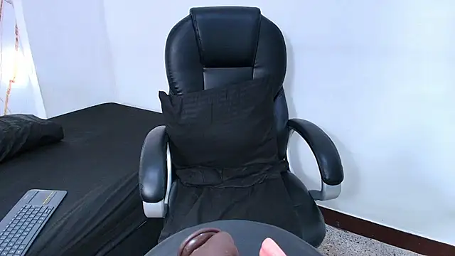 Karla hilton1 online show from December 13, 2025, 7:53 pm