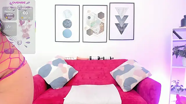 yunna7 online show from February 11, 2026, 11:26 am