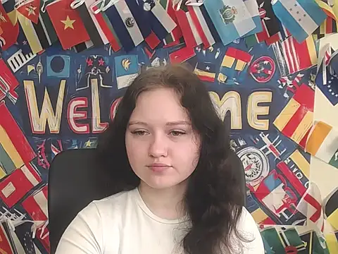 LadyAlice  online show from April 2, 2026, 6:11 am