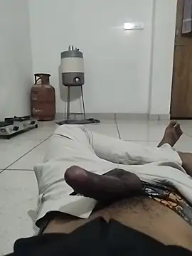 dhruve2010 online show from October 8, 2025, 4:59 pm