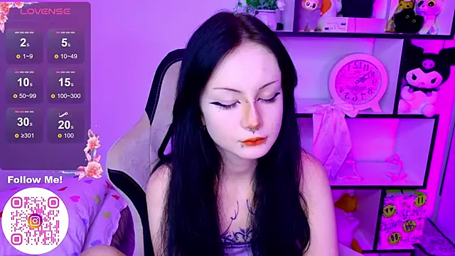 Snapshot of MiaScarlettt chatting on December 4, 2025, 8:06 pm MiaScarlettt online show from December 4, 2025, 8:06 pm