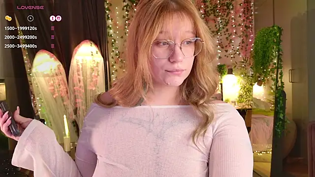 Snapshot of Morvelyn chatting on March 20, 2026, 9:41 pm Morvelyn online show from March 20, 2026, 9:41 pm