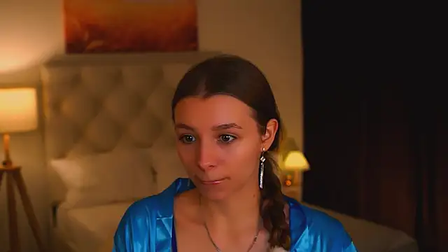 JulieDaniel online show from October 16, 2025, 8:15 am