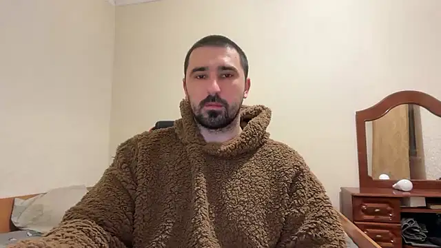 Snapshot of Hard_to_Obey chatting on February 8, 2026, 7:28 pm Hard to Obey online show from February 8, 2026, 7:28 pm