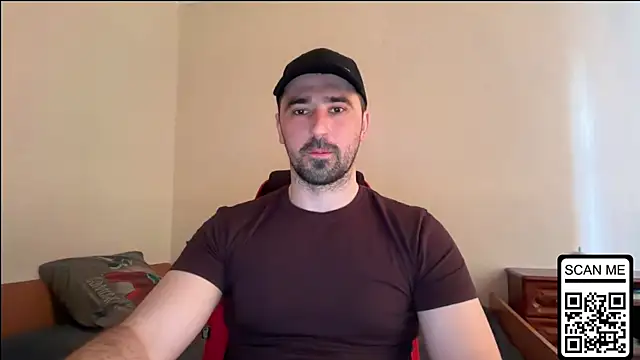 Snapshot of Hard_to_Obey chatting on April 4, 2026, 12:57 pm Hard to Obey online show from April 4, 2026, 12:57 pm
