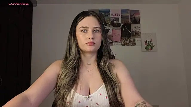 Veronika  Winslow  online show from May 28, 2026, 5:16 am