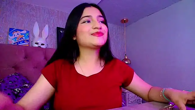 laurenelove online show from November 17, 2025, 3:34 am