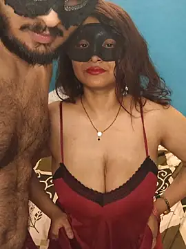 sexy42couple online show from June 29, 2026, 11:49 pm