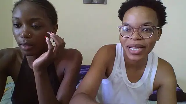 Sexy Dymme online show from April 8, 2026, 8:36 am