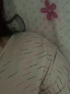 Snapshot of Roubi99six chatting on February 14, 2026, 6:54 am Roubi99six online show from February 14, 2026, 6:54 am