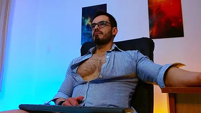 Snapshot of Axel_Lover chatting on February 28, 2026, 12:11 am Axel Lover online show from February 28, 2026, 12:11 am