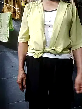 phlin1 online show from June 30, 2026, 10:44 pm