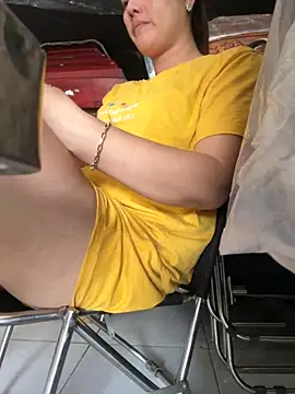 sharon-Hanna online show from November 17, 2025, 3:34 am