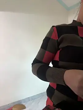 Snapshot of sharon-Hanna chatting on February 10, 2026, 2:04 am sharon-Hanna online show from February 10, 2026, 2:04 am