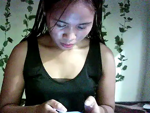 Snapshot of Katrina_Summer chatting on September 16, 2025, 1:45 pm Katrina Summer online show from September 16, 2025, 1:45 pm