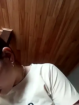 Snapshot of Bianly chatting on October 23, 2025, 6:02 am Bianly online show from October 23, 2025, 6:02 am