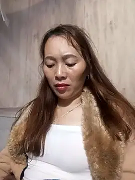 Bianly online show from November 1, 2025, 1:57 pm