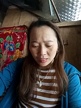 Snapshot of Bianly chatting on November 29, 2025, 5:21 am Bianly online show from November 29, 2025, 5:21 am