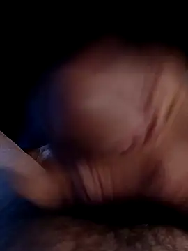 69dagosto online show from November 4, 2025, 9:41 am