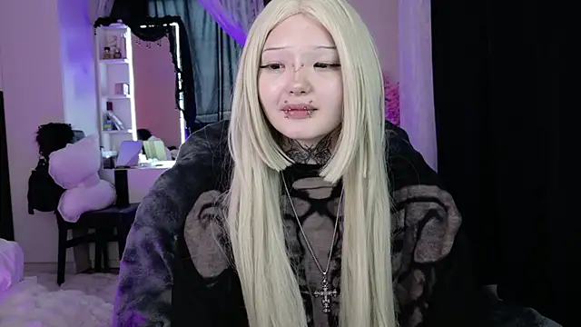 Lein Bone online show from May 15, 2026, 11:01 pm