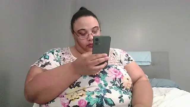 Snapshot of SexyBBW10790 chatting on March 3, 2026, 3:18 pm SexyBBW10790 online show from March 3, 2026, 3:18 pm