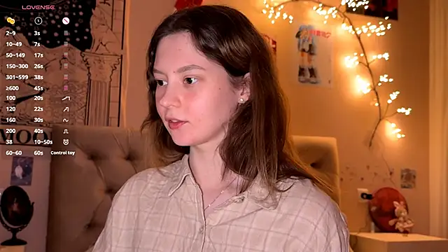 Snapshot of IrisPurrphy chatting on February 8, 2026, 4:54 pm IrisPurrphy online show from February 8, 2026, 4:54 pm