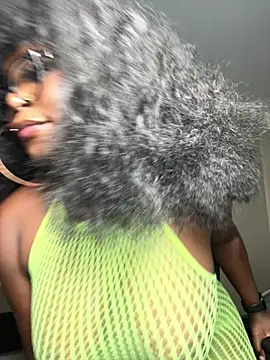 WomanNextdoor1 online show from November 16, 2025, 2:11 pm