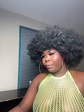 Snapshot of WomanNextdoor1 chatting on February 4, 2026, 10:04 pm WomanNextdoor1 online show from February 4, 2026, 10:04 pm