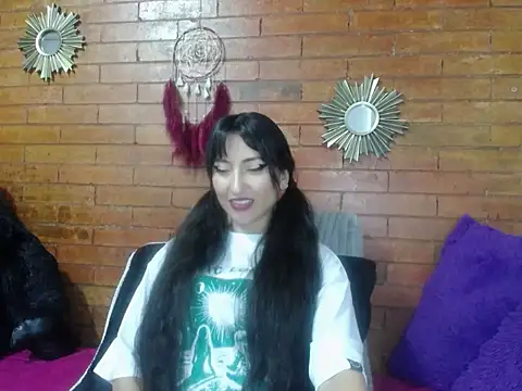 a miss online show from October 21, 2025, 10:32 pm