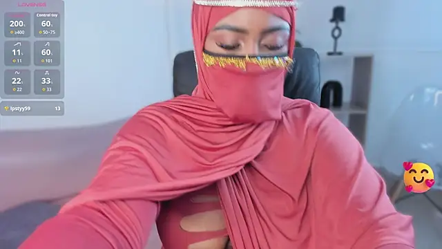 yasmin elite online show from October 14, 2025, 9:43 am