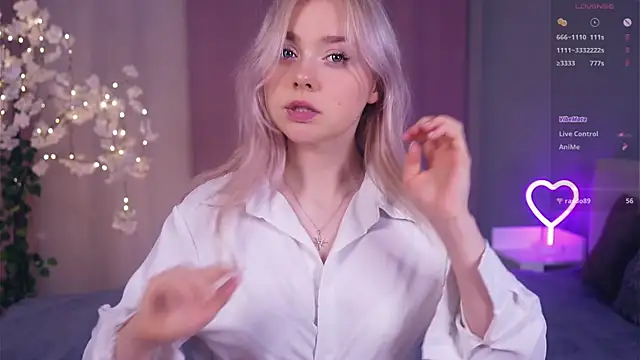 Snapshot of AccaCroyle chatting on February 9, 2026, 7:18 pm AccaCroyle online show from February 9, 2026, 7:18 pm