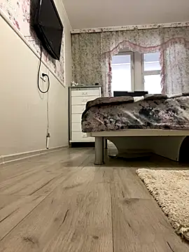 missevacrystal online show from November 11, 2025, 11:21 am